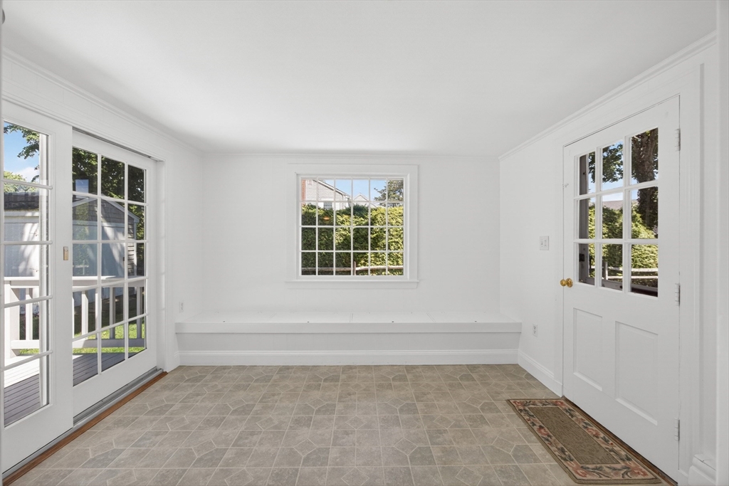 56 Field St