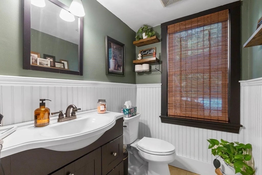 55 Lincoln Street, Easton, MA Photo #12