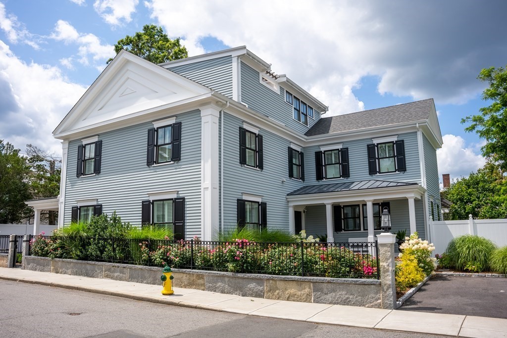 8 Chilton Street
