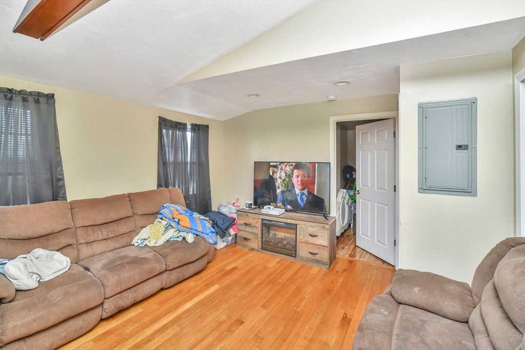 469 Summer St, Brockton, MA, 469 Summer St, Brockton, MA Photo #6