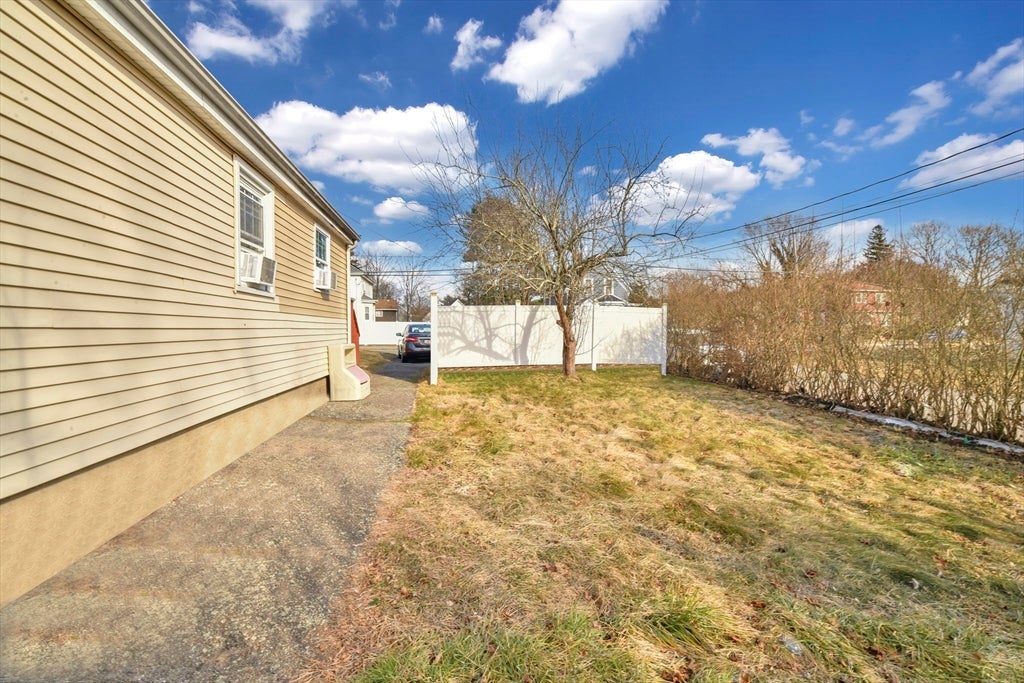 469 Summer St, Brockton, MA, 469 Summer St, Brockton, MA Photo #25