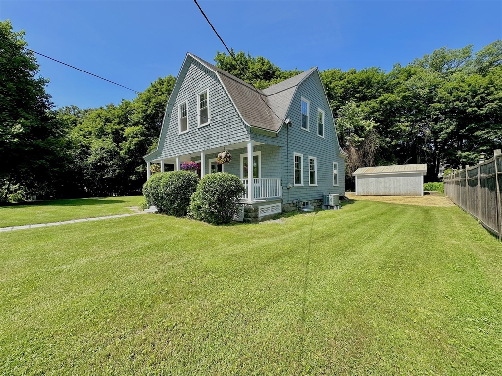 109 Montague City Rd