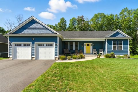 25 Sycamore Circle Belchertown MA 01007