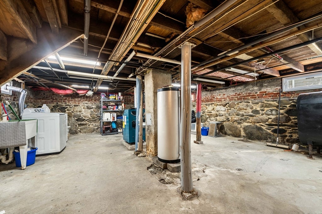 24 Vernon St, Haverhill, MA, 24 Vernon St, Haverhill, MA Photo #27