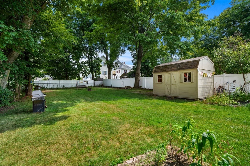 24 Vernon St, Haverhill, MA, 24 Vernon St, Haverhill, MA Photo #32