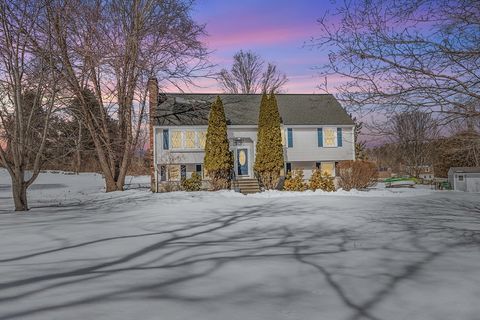 3 Thayer Rd Medway MA 02053