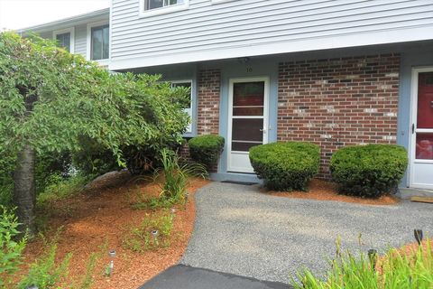 10 Apple Tree Road 10 Hopkinton MA 01748