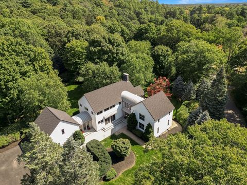 130 Meyer Rd Hamilton MA 01982