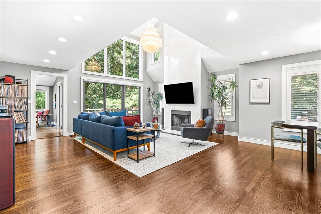 51 Hillside Dr 51