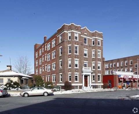 Photo of 1 Harbor St #11, Salem, MA 01970 (MLS # 73463387)