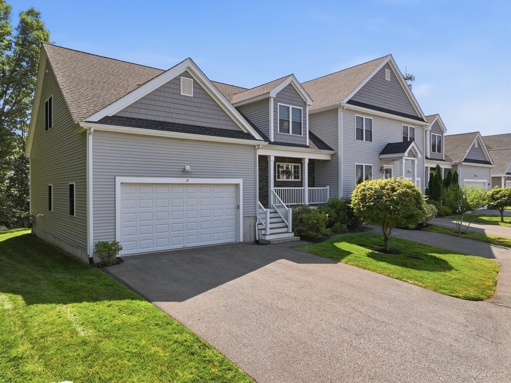 15 Curtis Circle 15