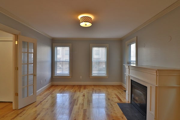 358 DORCHESTER ST APT 1, BOSTON, MA 02127 - Image 141e92e24f60dffa03d2d0ffb5a5ccaa/3625975405