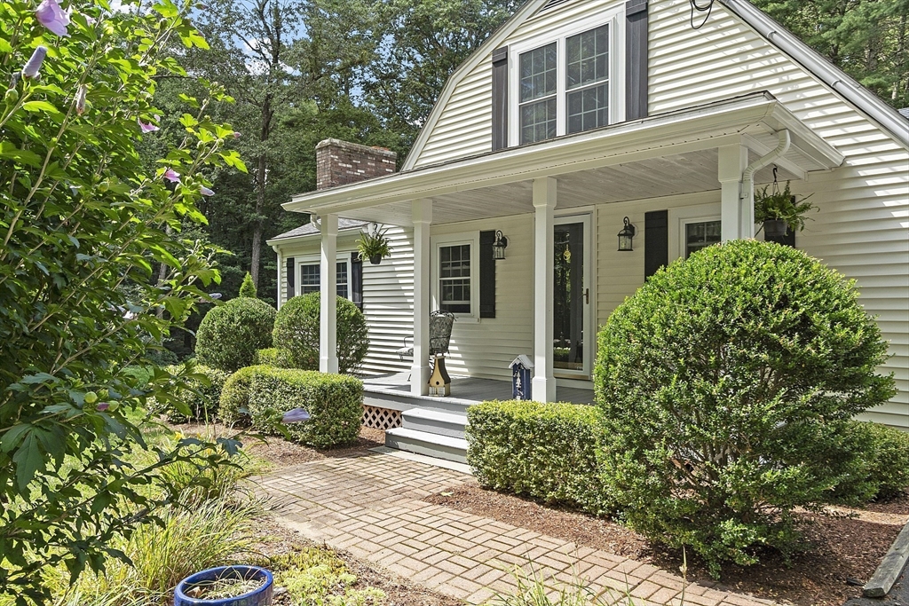 58 Heywood Rd