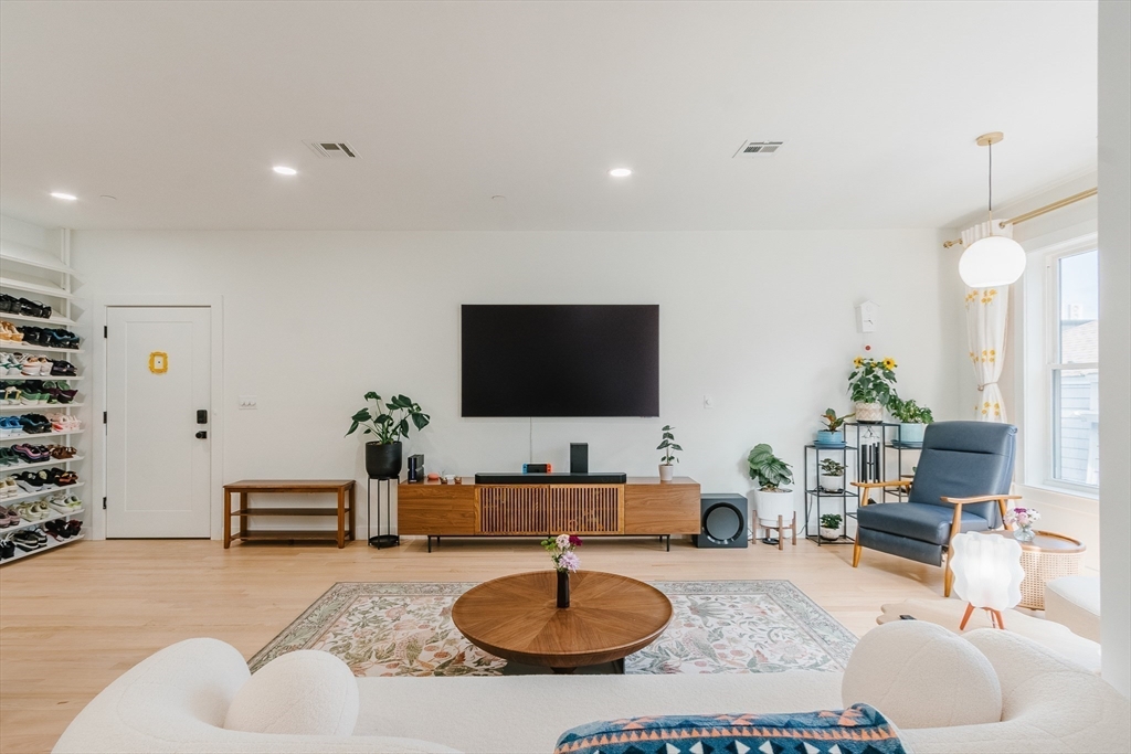 43 Withington St 7