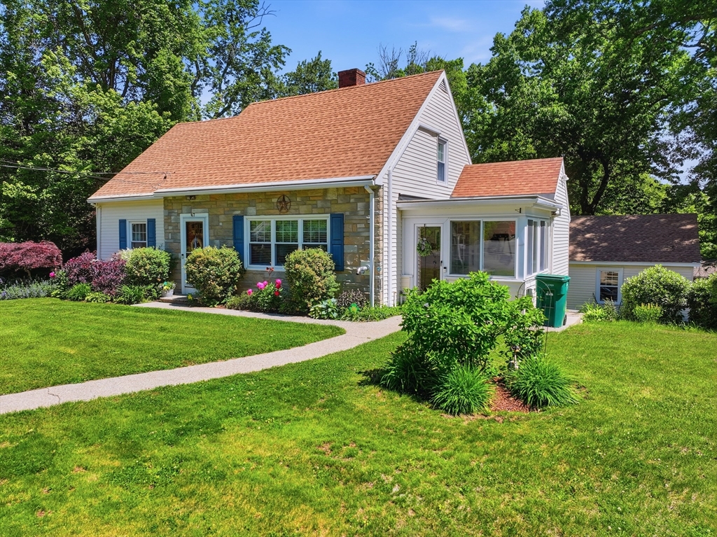 67 Thurston Ave