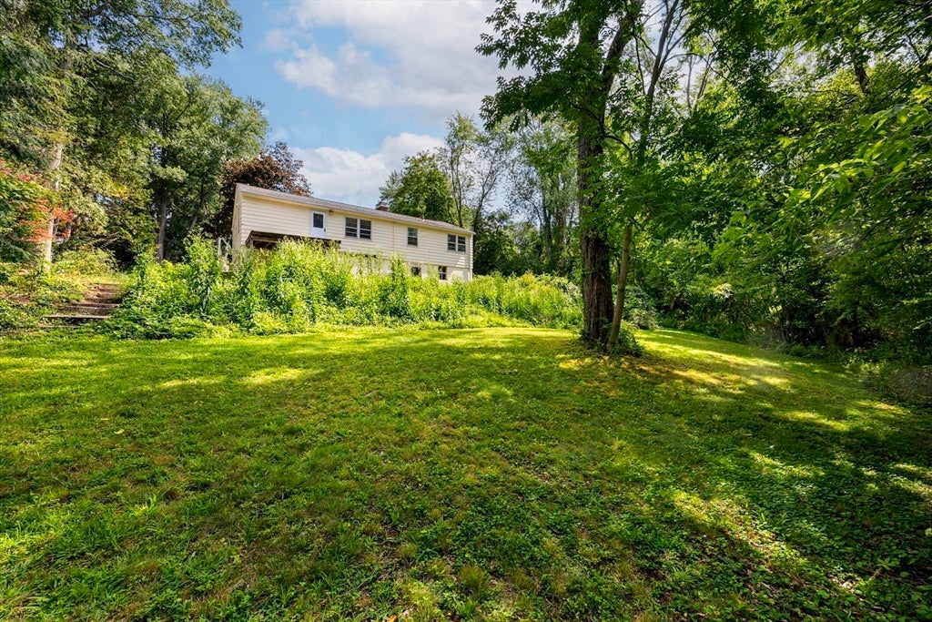 20 S Sycamore Knls, South Hadley, MA Photo #30