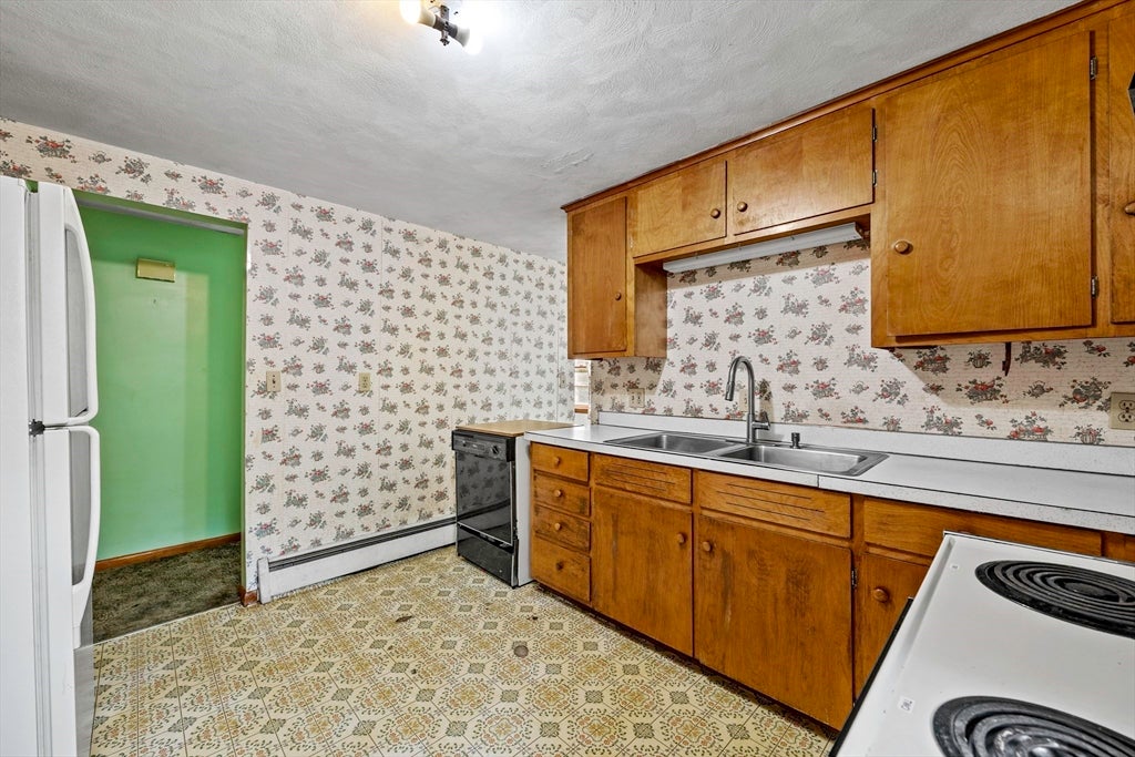 20 S Sycamore Knls, South Hadley, MA Photo #12