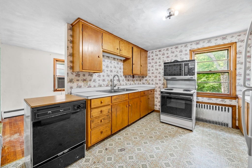 20 S Sycamore Knls, South Hadley, MA Photo #11
