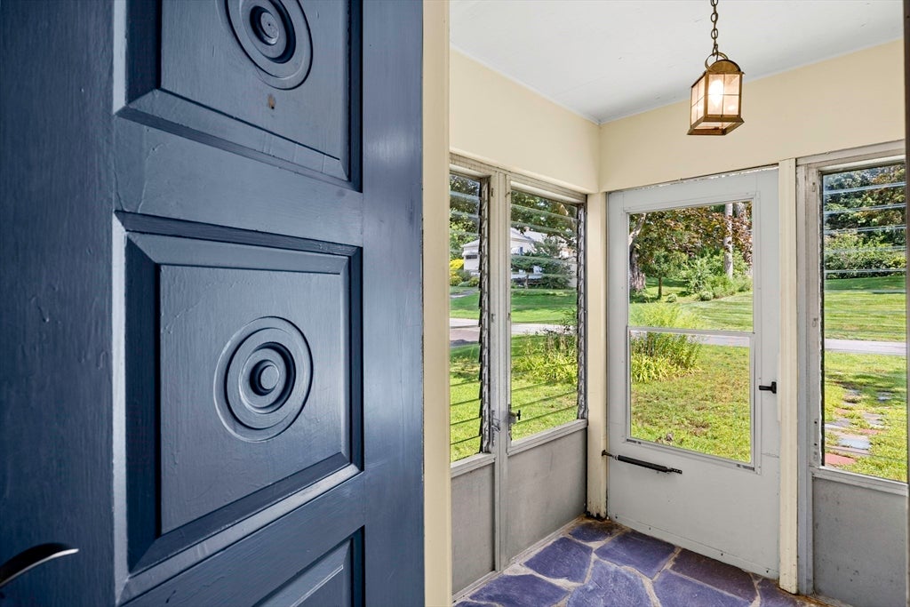 20 S Sycamore Knls, South Hadley, MA Photo #5