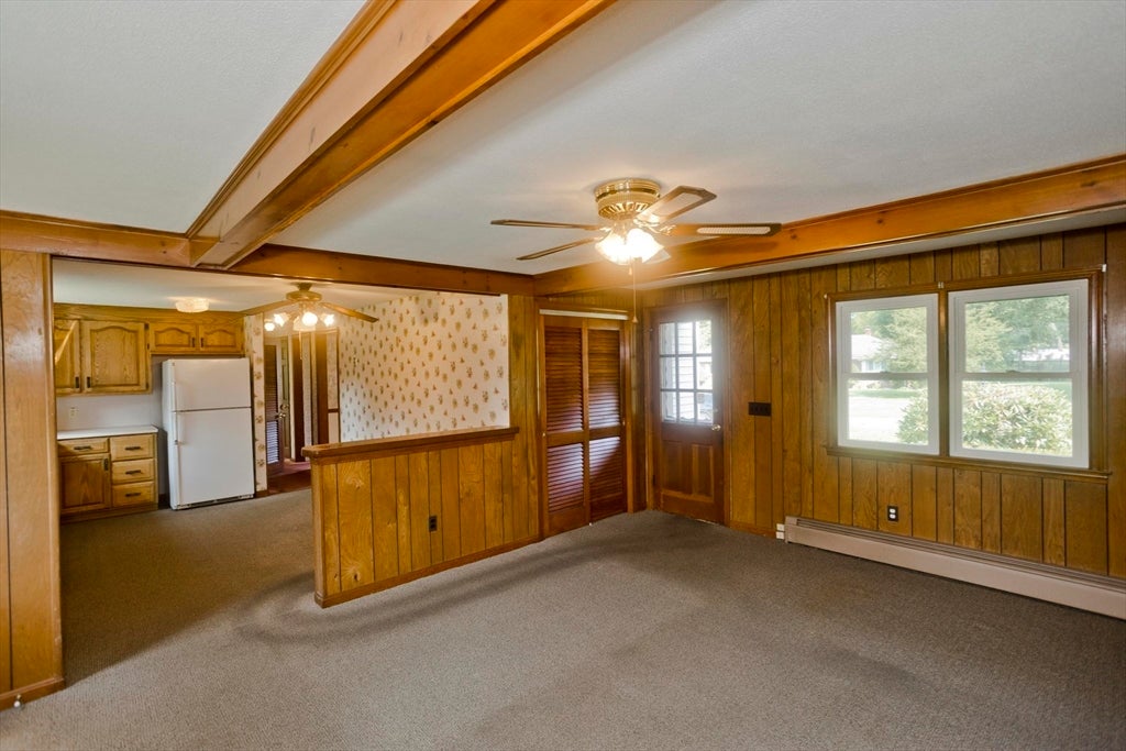 15 Fernwood Dr