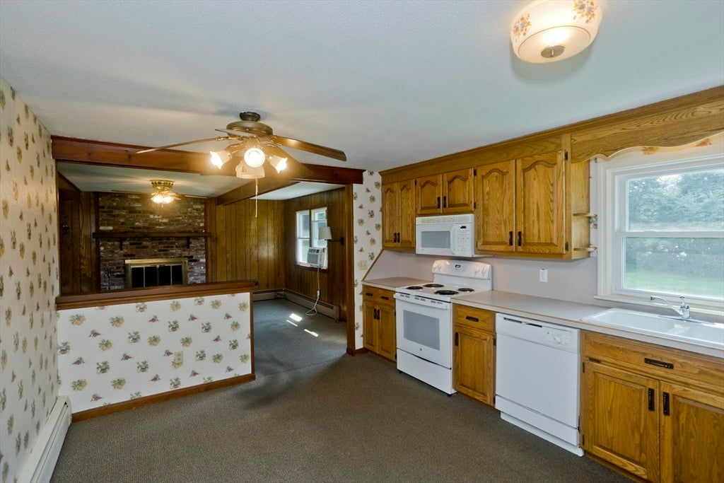 15 Fernwood Dr