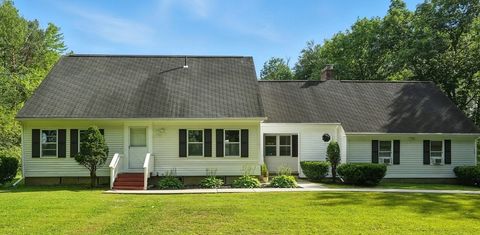 178 W Pomeroy Lane Amherst MA 01002