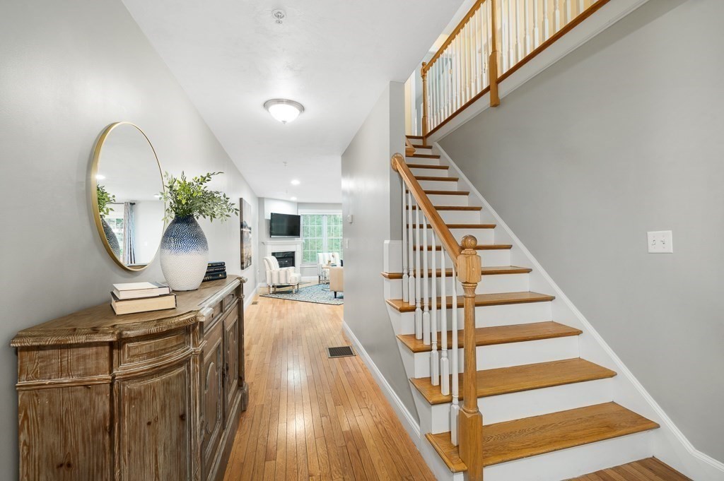 65 River Point Dr 65