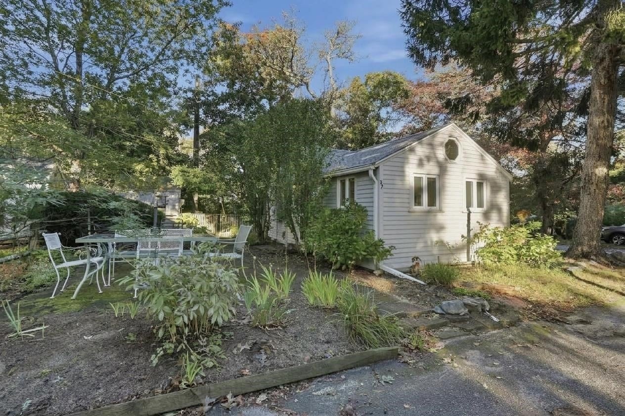 262 Old Wharf Road 37
