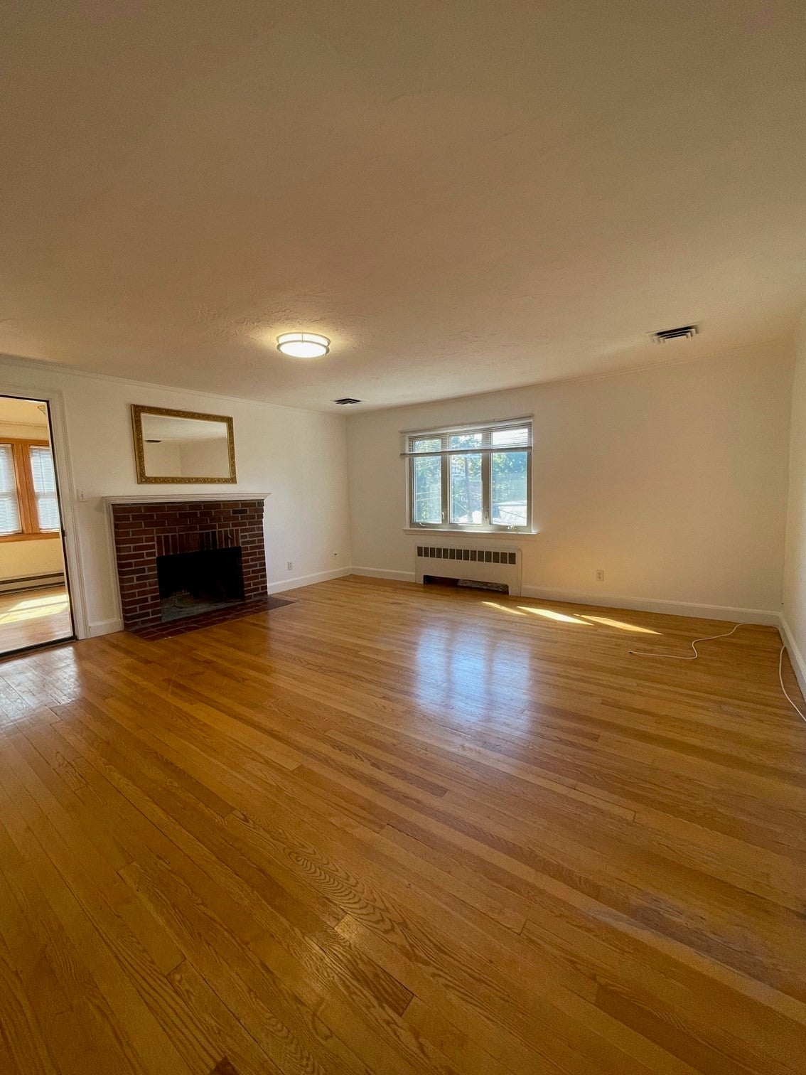 Click for 275 Tappan St #2, Brookline, MA slideshow Click for 275 Tappan St #2, Brookline, MA slideshow