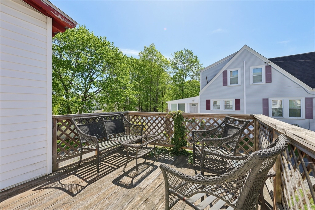 Milford, Massachusetts 01757, United States, 5 Bedrooms Bedrooms, ,2 BathroomsBathrooms,Residential,Pending,123317