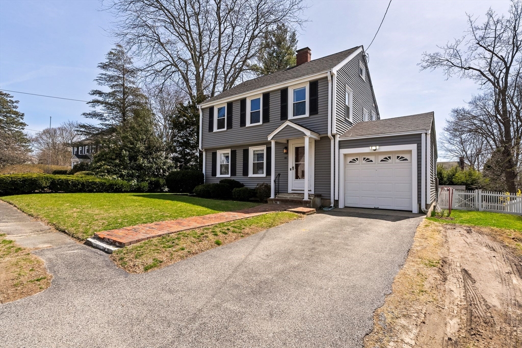 46 Newbert Ave