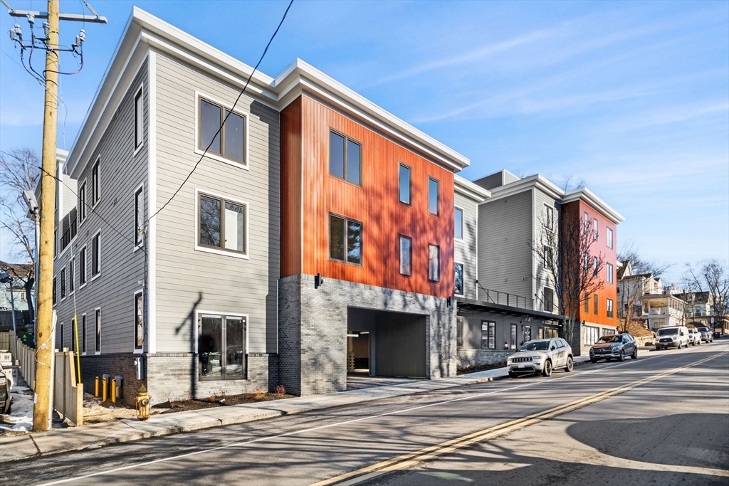 122 Washington A