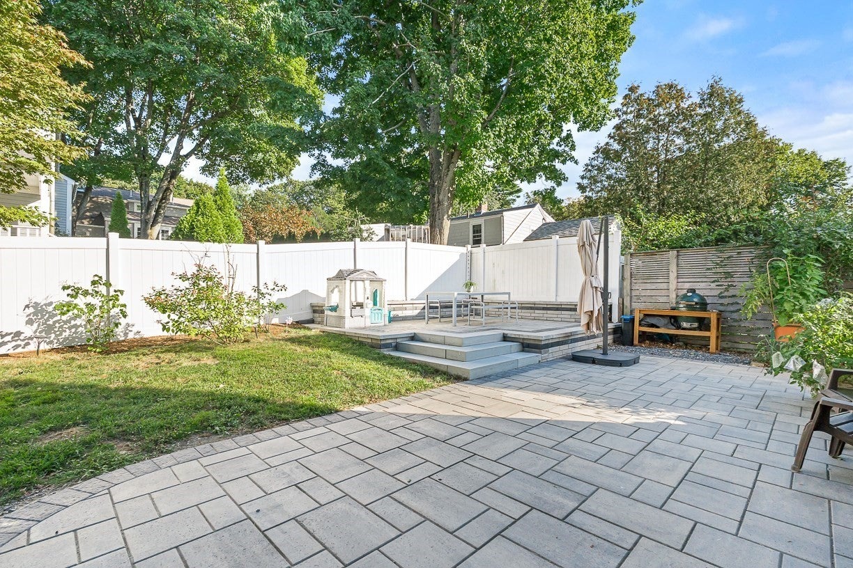 11 Bonad Road, Winchester, MA Photo #38
