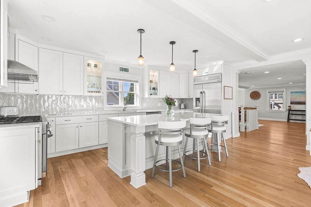 11 Bonad Road, Winchester, MA Photo #12