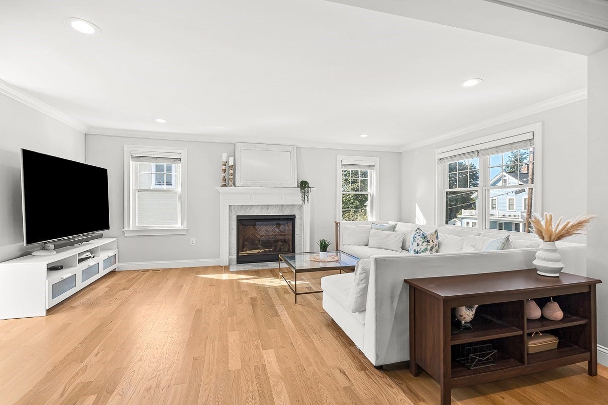 11 Bonad Road, Winchester, MA Photo #7