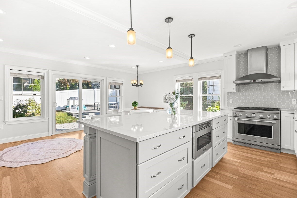 11 Bonad Road, Winchester, MA Photo #14