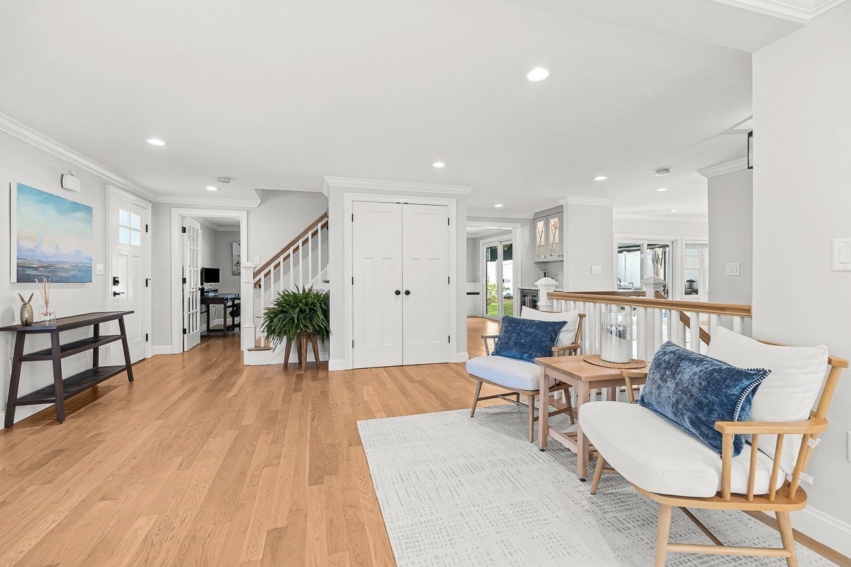 11 Bonad Road, Winchester, MA Photo #4