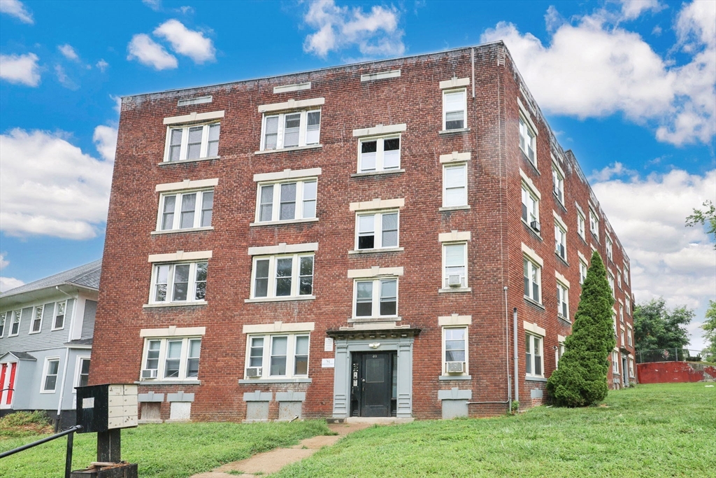 41-49 Belmont Ave