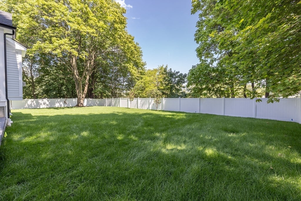5 Bradford Road, Natick, MA Photo #35