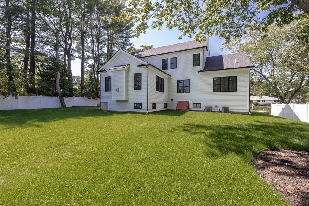 5 Bradford Road, Natick, MA Photo #37