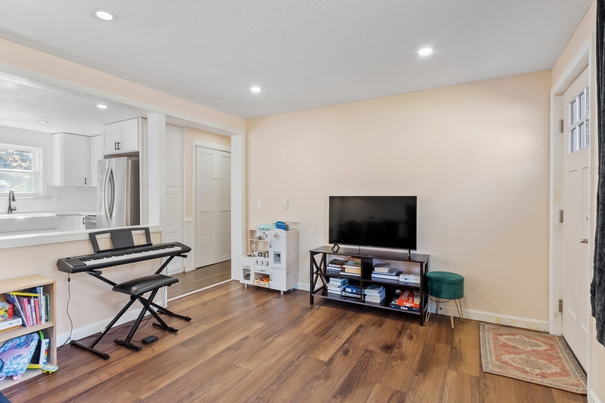 27 Wheelock Rd