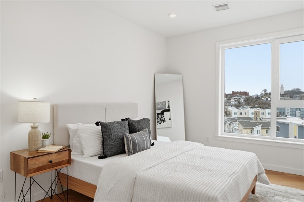 267 Old Colony AVE #606, Boston, MA Photo #22