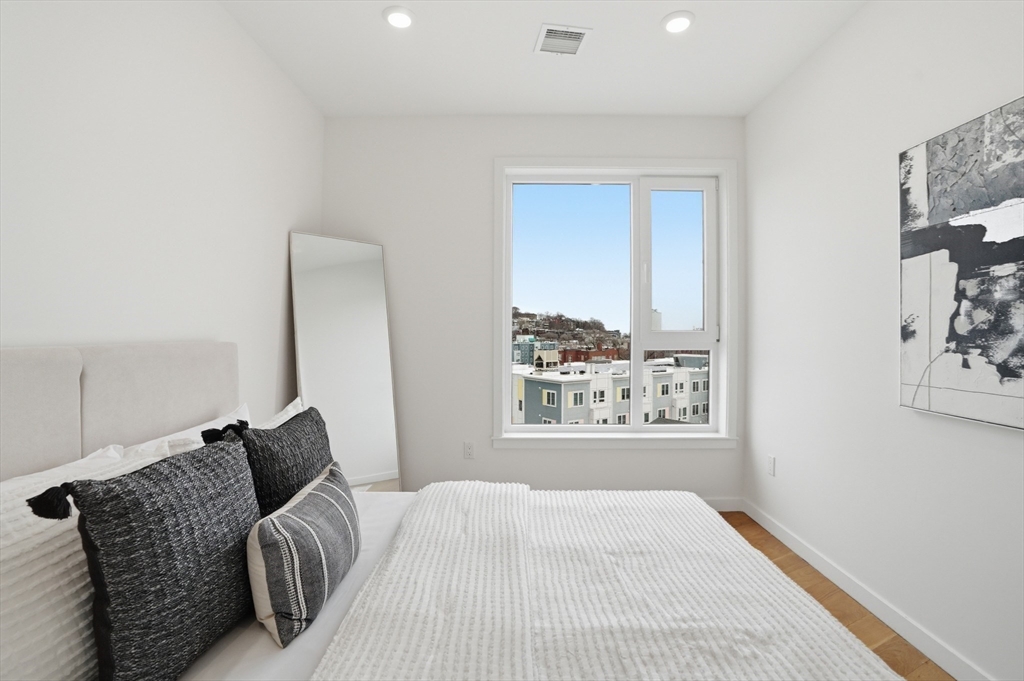 267 Old Colony AVE #606, Boston, MA Photo #24
