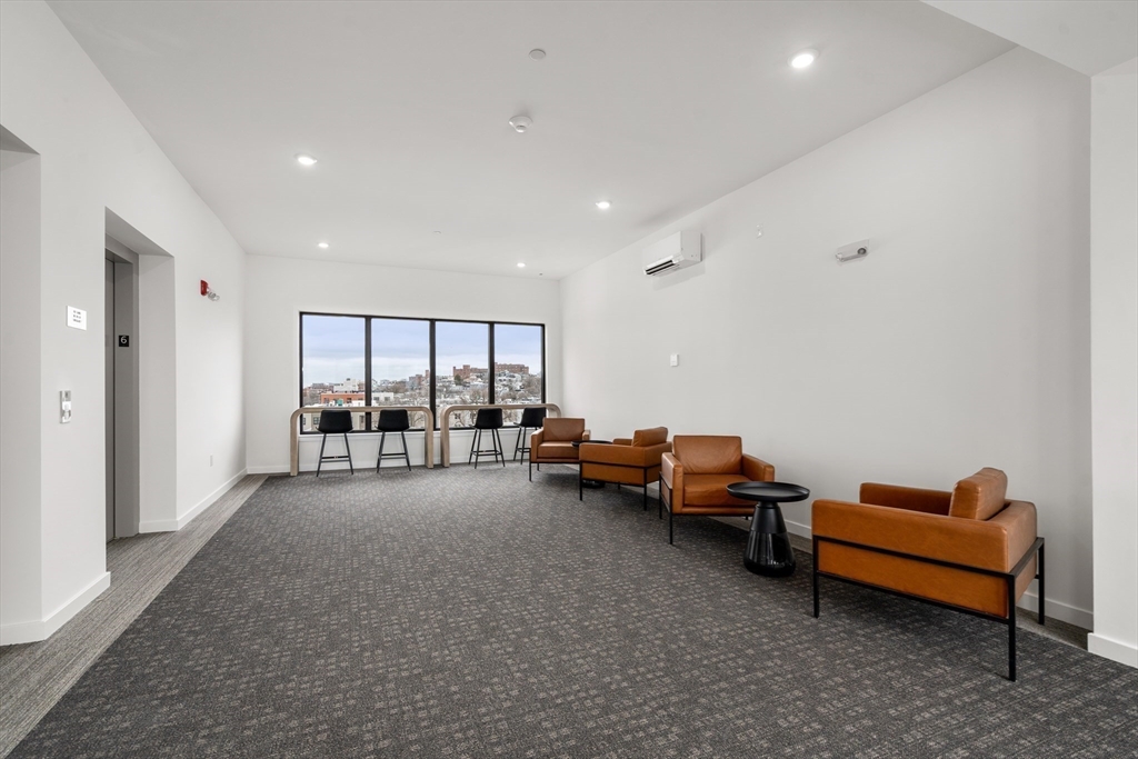 267 Old Colony AVE #606, Boston, MA Photo #25