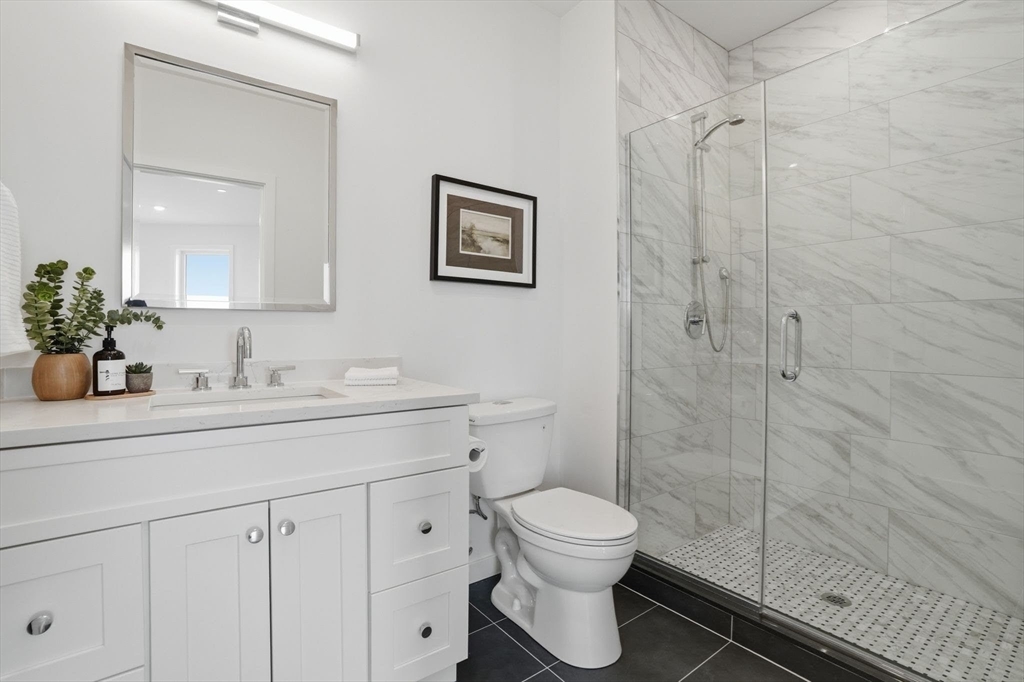 267 Old Colony AVE #606, Boston, MA Photo #21