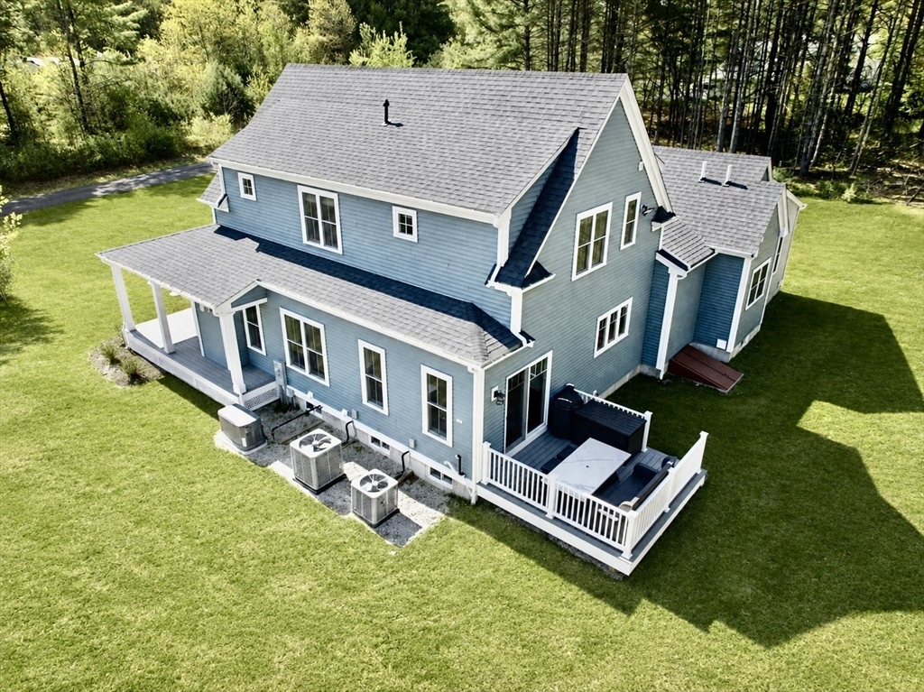 10 Homes Ave, Franklin, MA Photo #40