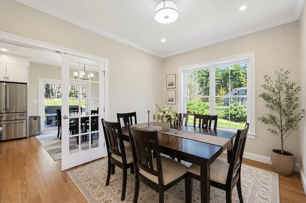 10 Homes Ave, Franklin, MA Photo #14