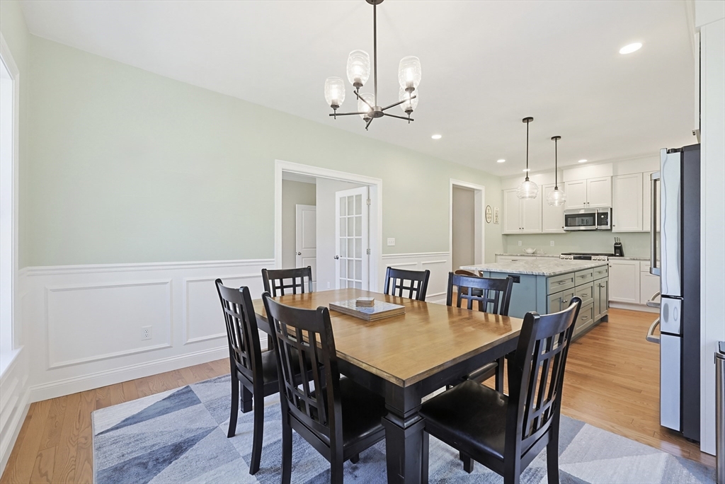 10 Homes Ave, Franklin, MA Photo #13
