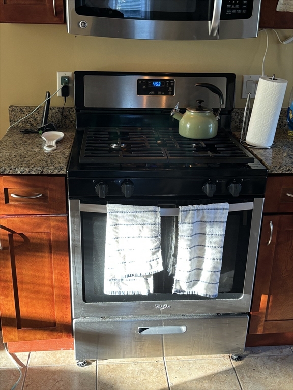 Andover, Massachusetts 01810, United States, 2 Bedrooms Bedrooms, ,1 BathroomBathrooms,Residential,Active,38645