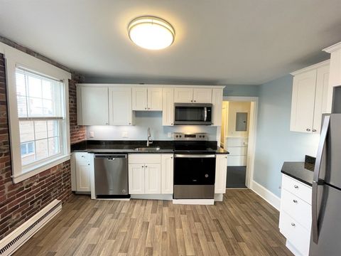 Photo of 12 Essex Street #5, Andover, MA 01810 (MLS # 73510660)